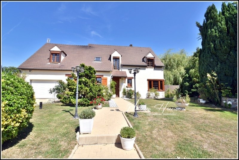 House in Pacy-sur-Eure, Normandy, France 1 - 16035714