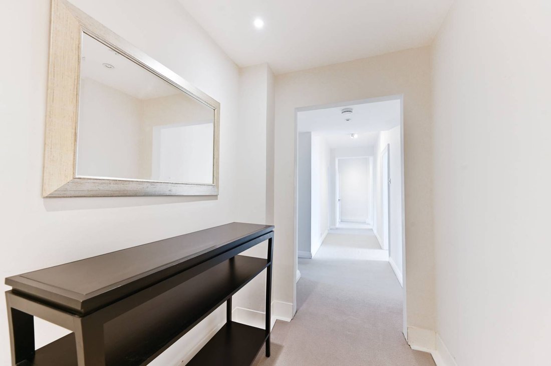 Apartment in Chelsea, Kensington And Chelsea, England 2 - 15601218