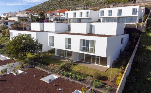 Villa in Sao Martinho, Madeira, Portugal 1