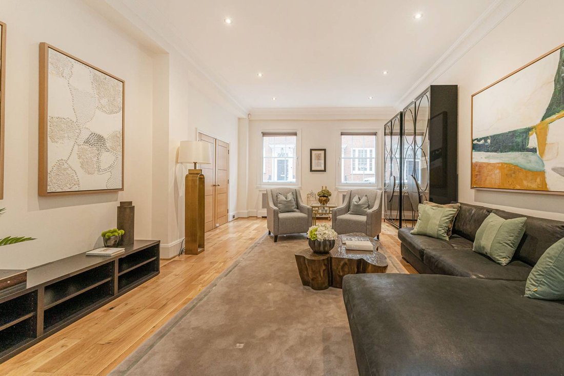 House in Belgravia, Westminster, England 5 - 15589702