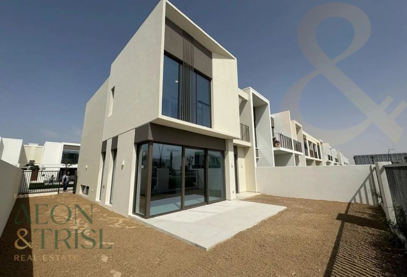 Villa in Wadi Al Amardi, Dubai, United Arab Emirates 2 - 16031543