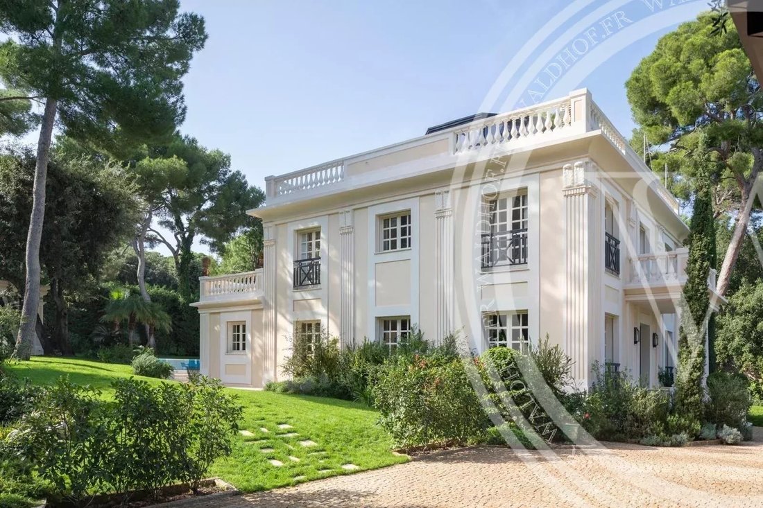 Villa in Val de Gorbio, Roquebrune-Cap-Martin, France 2 - 16035250