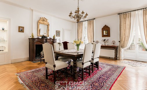 Elegant XI Xth Century Castle Beautiful Park Pool