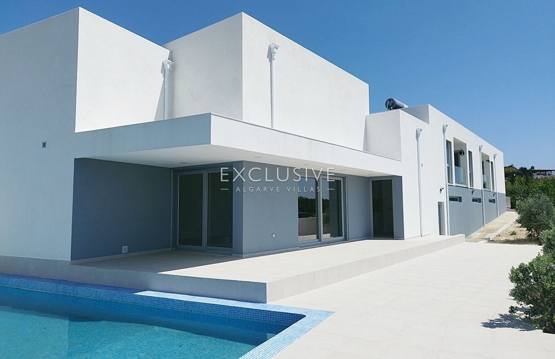 Villa in Alcantarilha, Algarve, Portugal 1 - 16026926