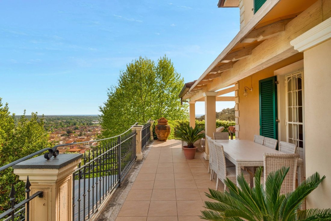 Villa in Pietrasanta, Tuscany, Italy 5 - 15989630