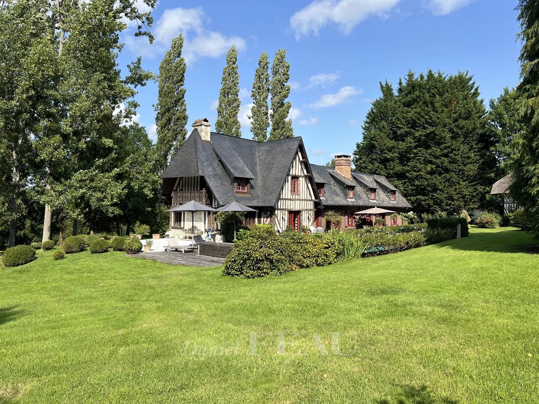 Estate in Pont-l'Évêque, Normandy, France 5 - 16031416