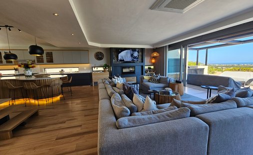 House in Hermanus, Western Cape, South Africa 1