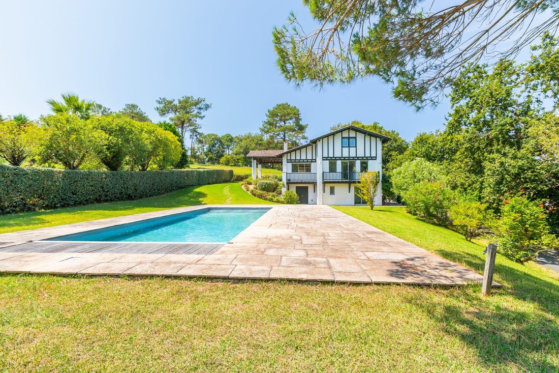 House in Bassussarry, Nouvelle-Aquitaine, France 1 - 16021025