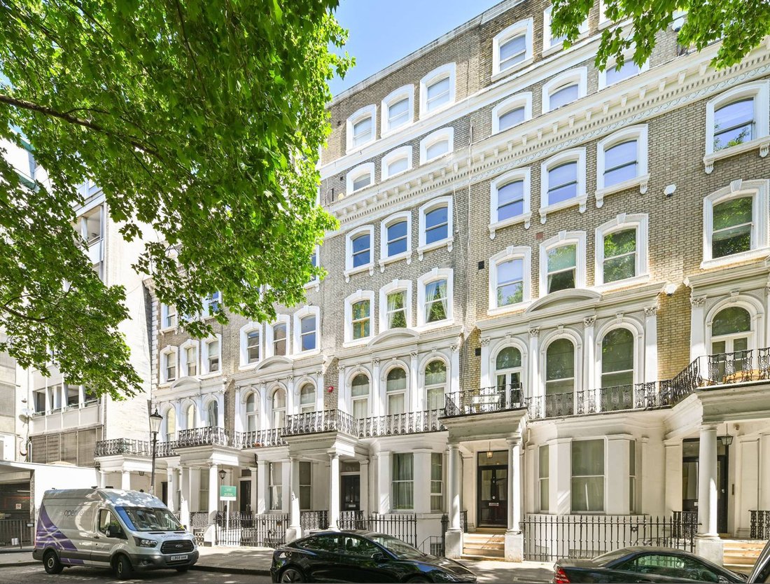 Apartment in Brompton, Kensington And Chelsea, England 2 - 15594865