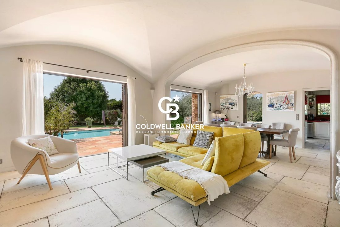 House in Valbonne, Provence-Alpes-Côte d'Azur, France 3 - 16033824
