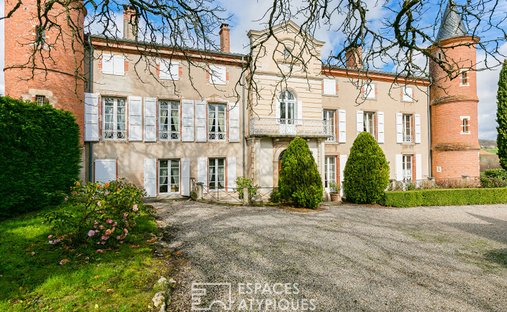 Elegant XI Xth Century Castle Beautiful Park Pool