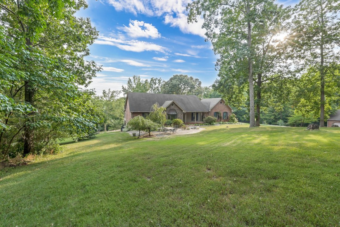House in Clarksville, Tennessee, United States 1 - 16020351
