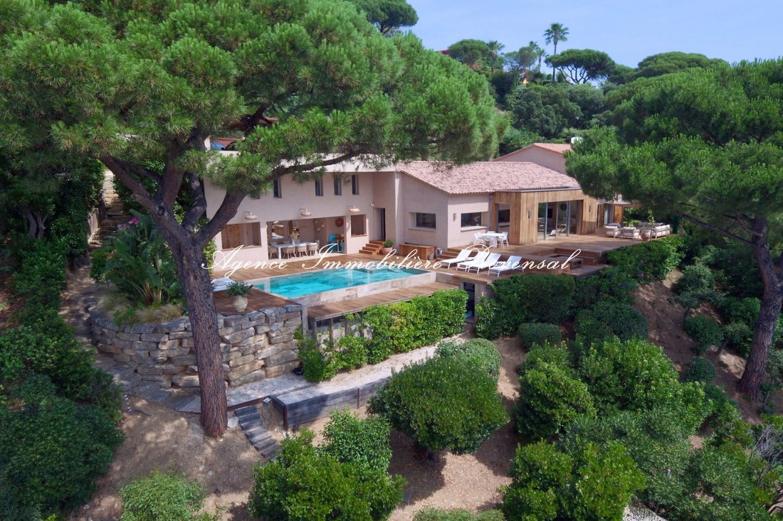 Villa in Ville-Les Saquedes-Le Bouillonnet, Sainte-Maxime, France 3 - 16031671