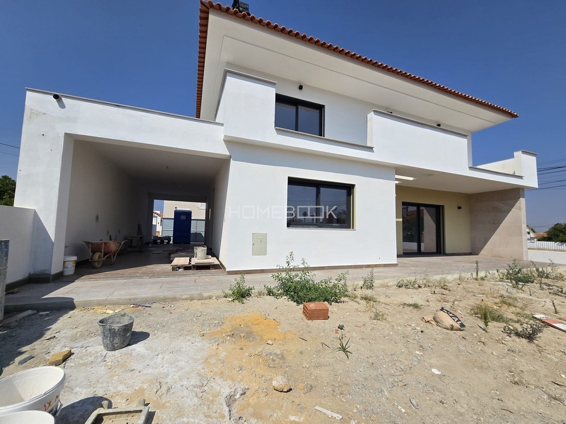 Villa in Azeitao (Sao Lourenco e Sao Simao), Setubal, Portugal 1 - 16033670