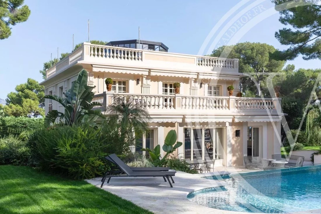 Villa in Val de Gorbio, Roquebrune-Cap-Martin, France 1 - 16035250