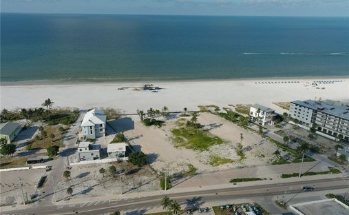 Land in Fort Myers Beach, Florida, United States 1