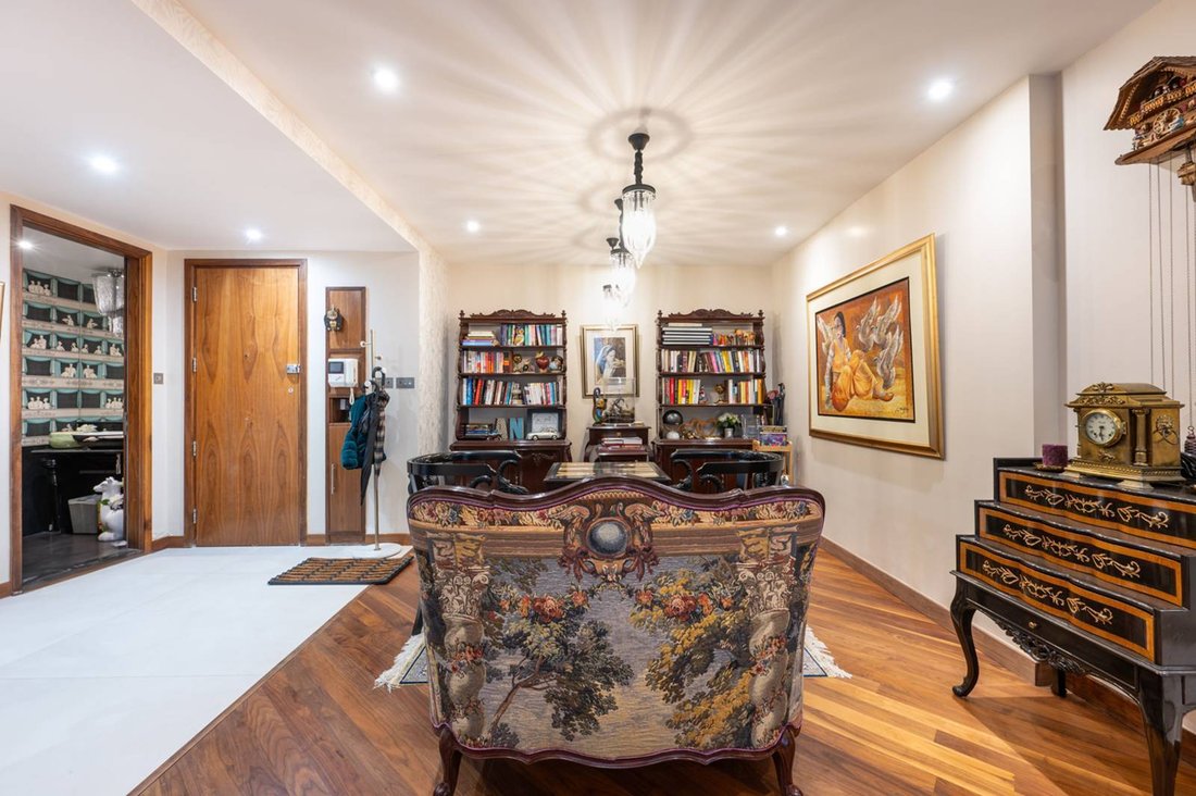 Apartment in Hyde Park, Westminster, England 5 - 15642371