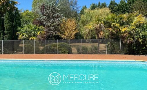 Castle for Sale in Moissac, Occitanie, France