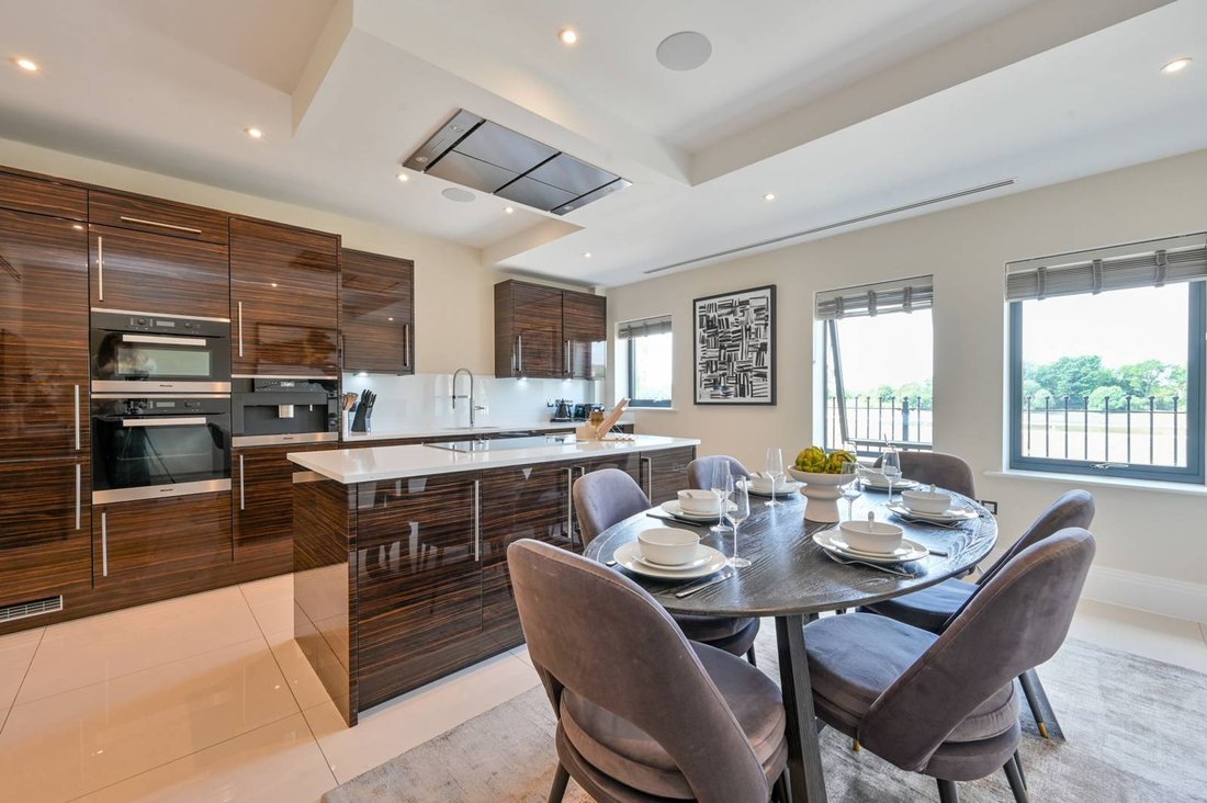 House in Hammersmith, Hammersmith and Fulham, England 4 - 15987426