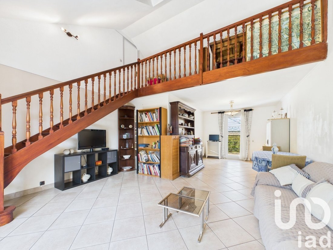 House in Le Coulon, Thiais, France 2 - 16037338