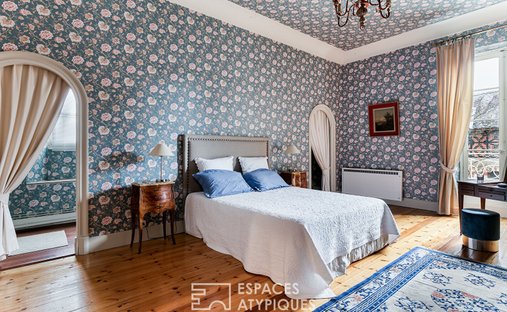 Elegant XI Xth Century Castle Beautiful Park Pool