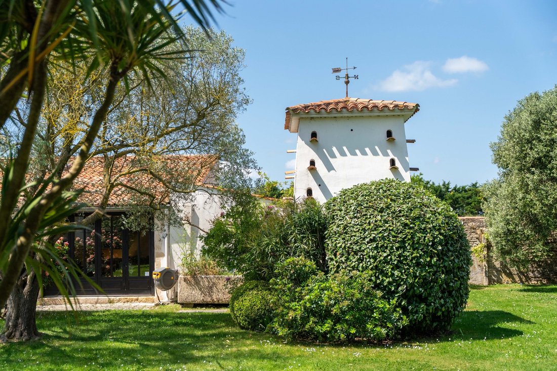 House in Saint-Martin-de-Ré, Nouvelle-Aquitaine, France 4 - 15024435