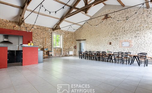 Elegant XI Xth Century Castle Beautiful Park Pool