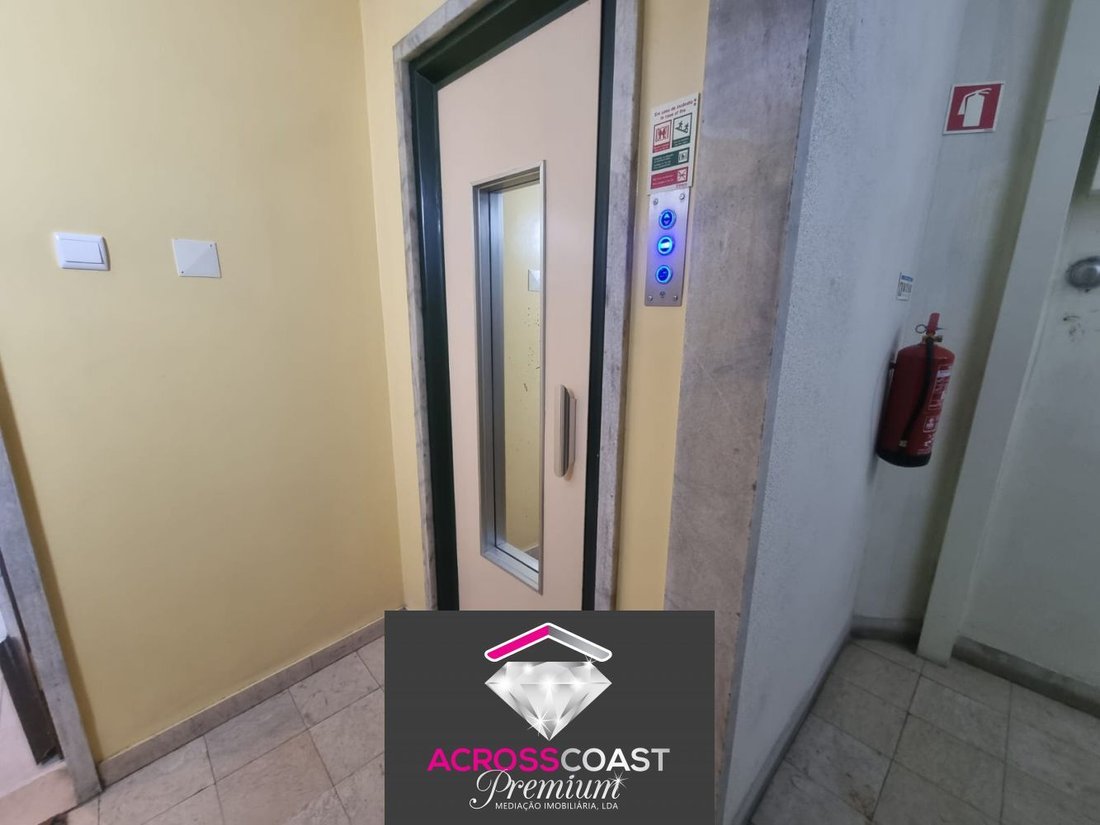 Apartment in Arroios, Lisbon, Portugal 3 - 16037931
