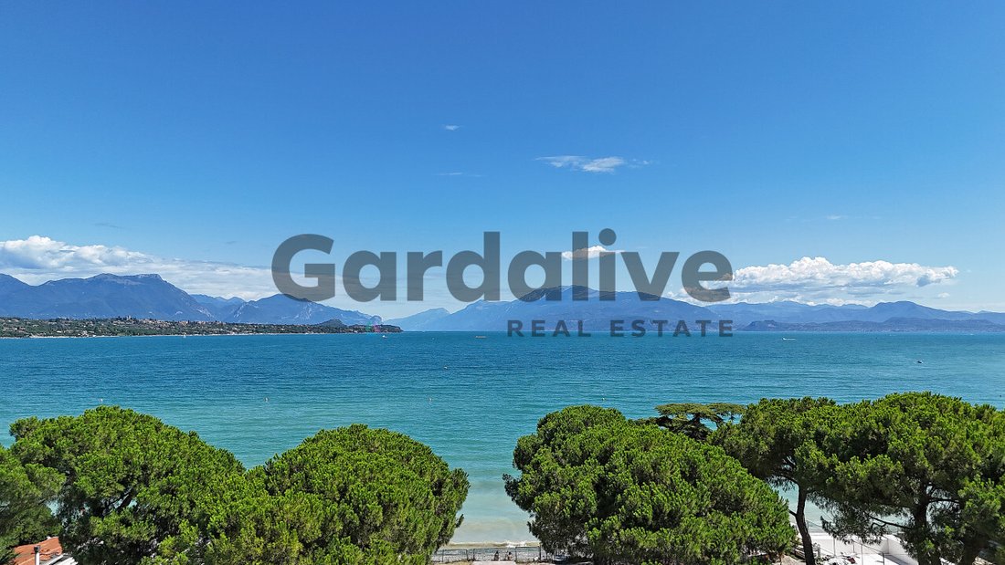 Apartment in Lido di Lonato, Lombardy, Italy 5 - 16033347