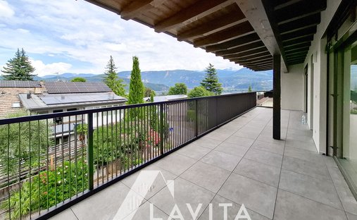 Penthouse in Tramin on the Wine Route / Tramin an der Weinstraße, Trentino – Alto Adige/Südtirol, Italy 1