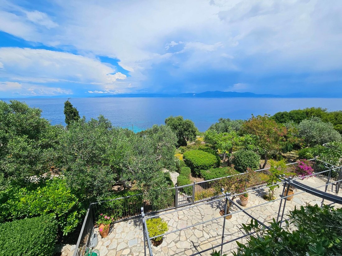 Villa in Paxi, Peloponnese, Western Greece and the Ionian, Greece 1 - 15684740