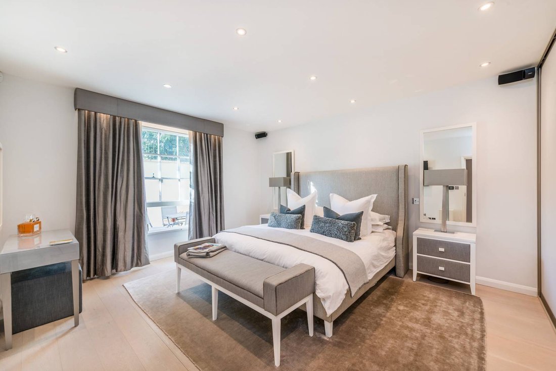 Apartment in Little Venice, Westminster, England 5 - 15648071