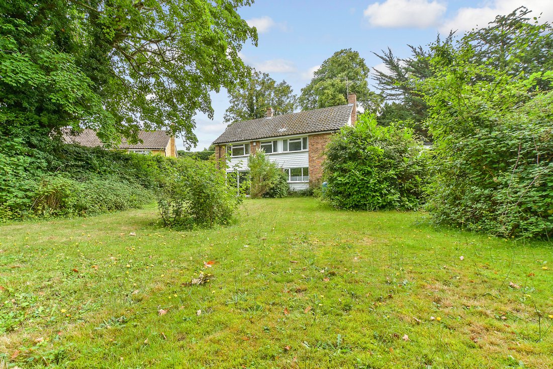 Villa in Hadlow, England 2 - 16032836