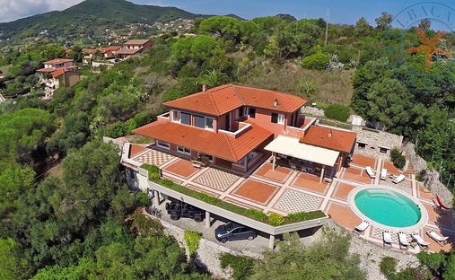 Villa in Portoferraio, Tuscany, Italy 1