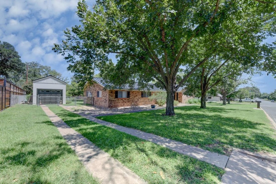House in Fredericksburg, Texas, United States 4 - 16034166