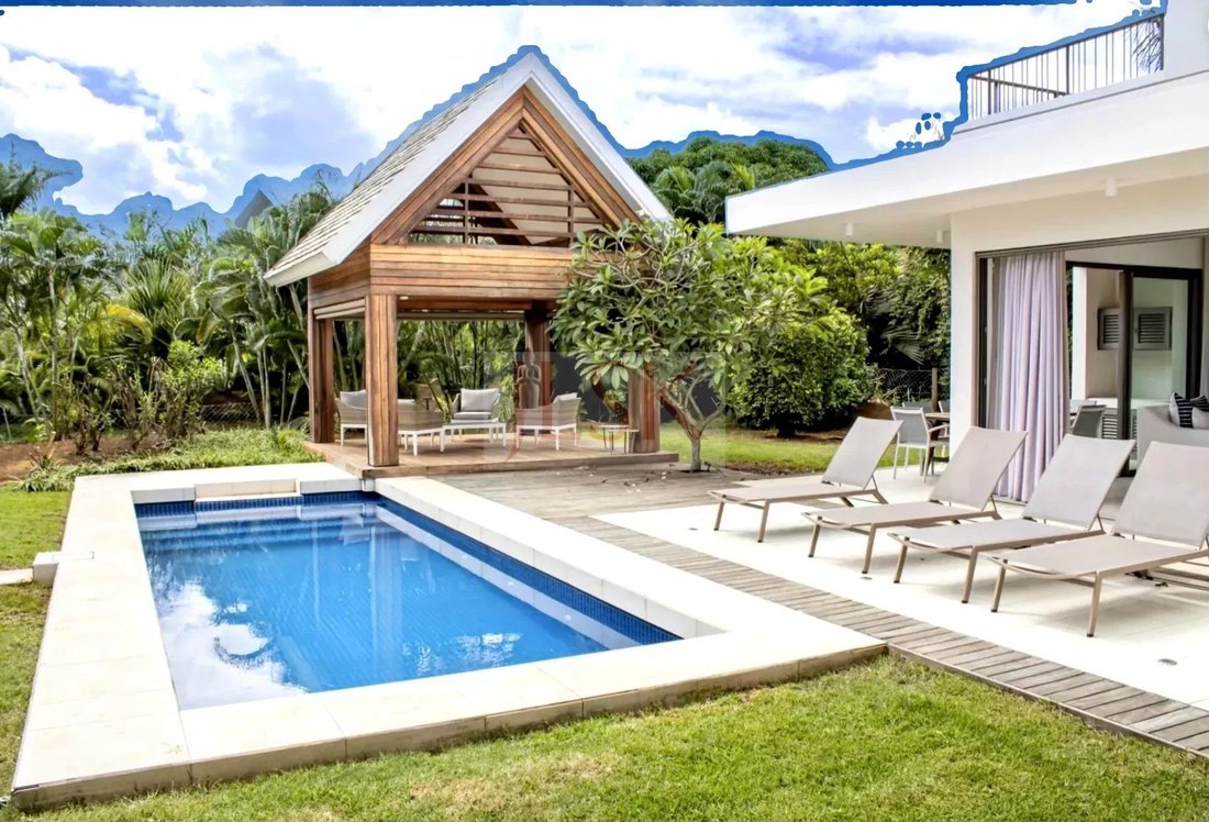 Villa in Grand Baie, Rivière du Rempart District, Mauritius 2 - 16037483