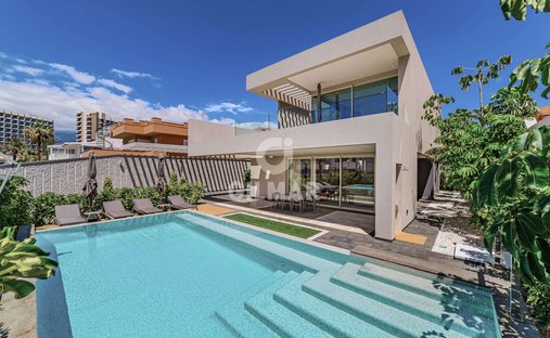 Villa in Playa de las Americas, Isole Canarie, Spagna 1