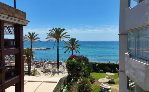 Apartamento en Playa Puerto Banús, Marbella, España 1