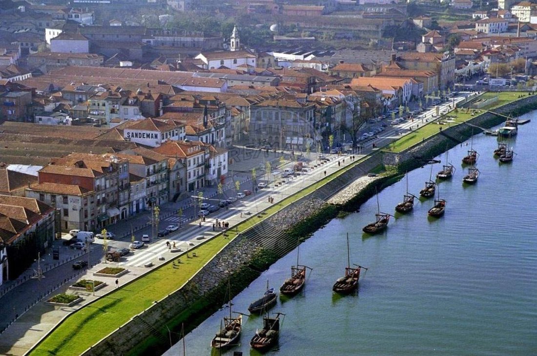 House in Mafamude e Vilar do Paraiso, Porto District, Portugal 4 - 16035372
