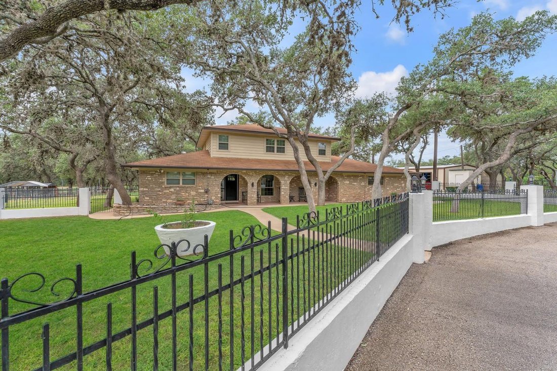 House in San Antonio, Texas, United States 3 - 16036315