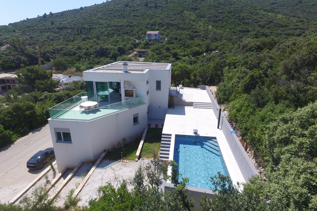 Villa in Zrnovo, Dubrovnik-Neretva County, Croatia 4 - 16037497