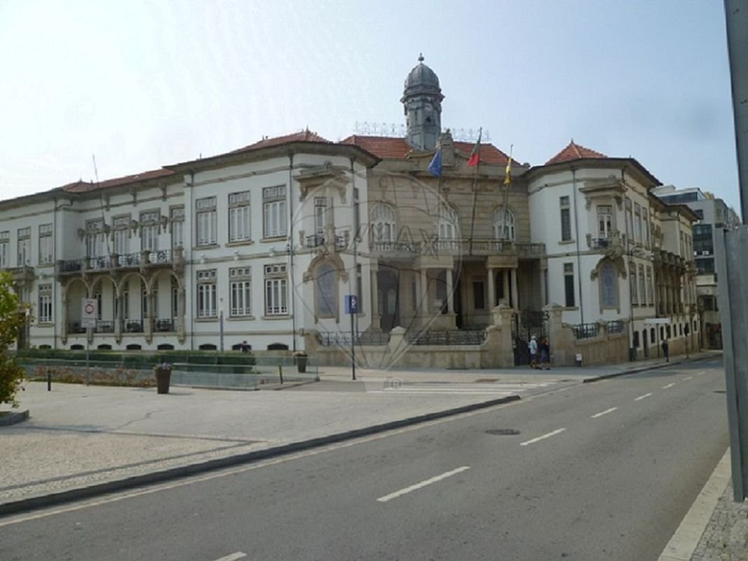 House in Mafamude e Vilar do Paraiso, Porto District, Portugal 2 - 16035372