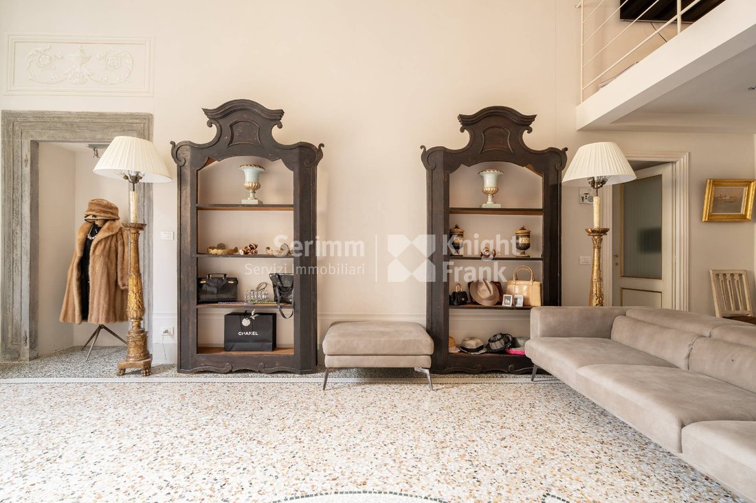 Apartment in Historic Center, Lucca, Tuscany 5 - 16033160