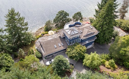 House in Ladysmith, British Columbia, Canada 1