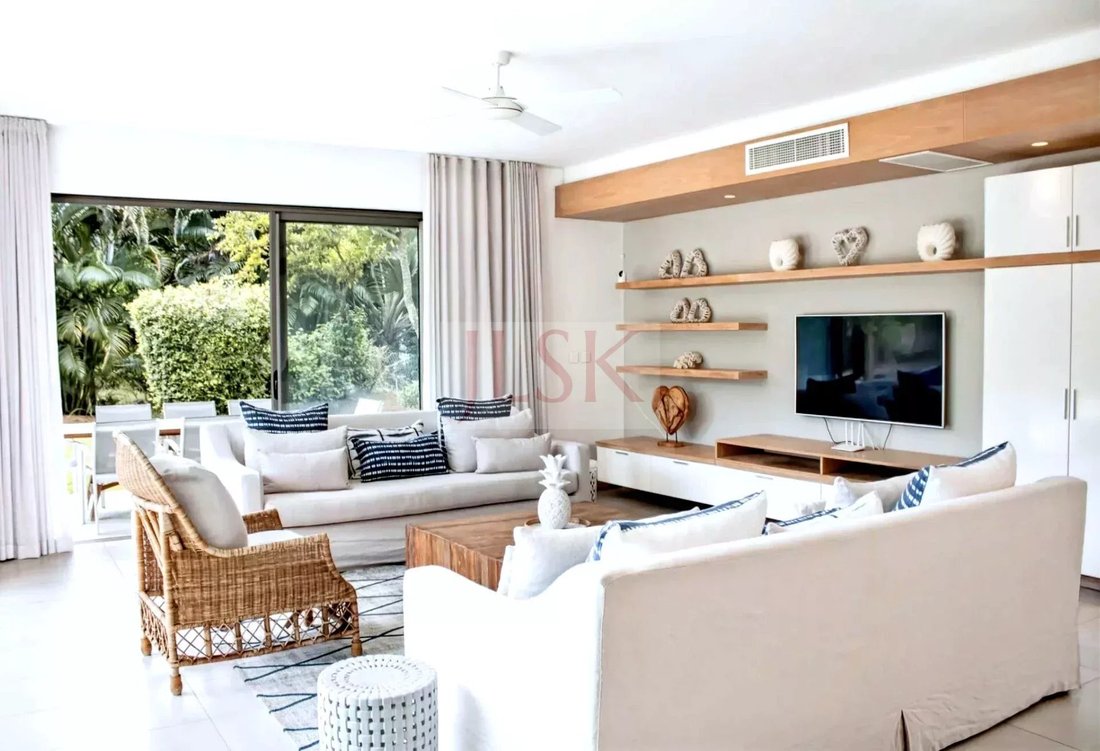 Villa in Grand Baie, Rivière du Rempart District, Mauritius 4 - 16037483
