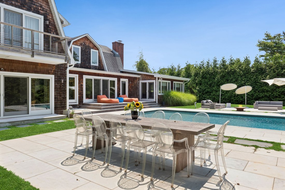 Westhampton, New York, United States 4 - 15909854