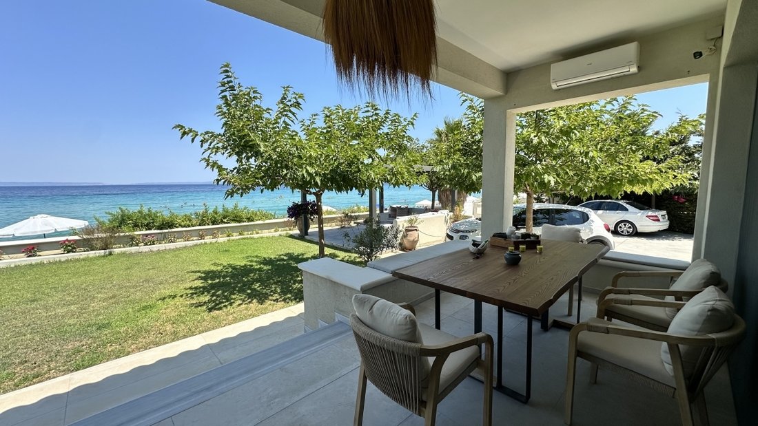 Villa in Pallini Municipal Unit, Macedonia and Thrace, Greece 4 - 13084648