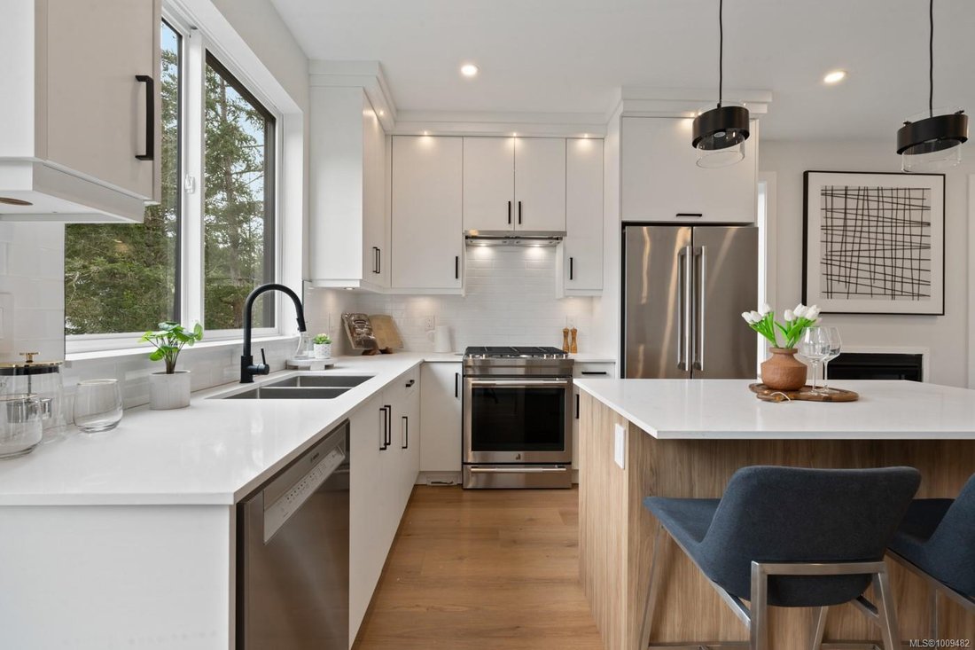 House in Langford, British Columbia, Canada 4 - 16037521