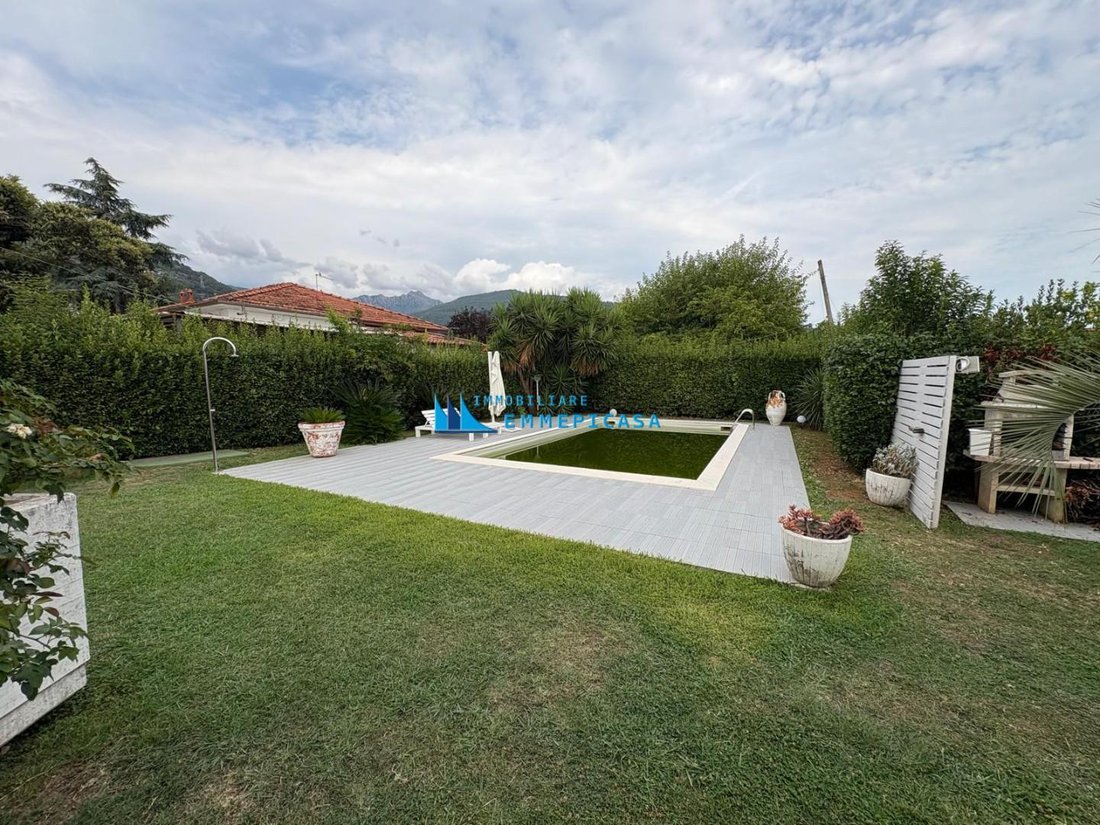 Villa in Mirteto, Massa, Tuscany 4 - 16035815