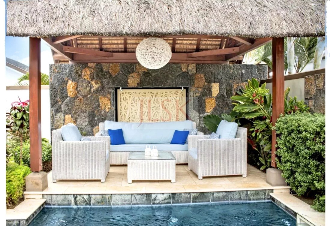 Villa in Grand Baie, Rivière du Rempart District, Mauritius 4 - 16037012
